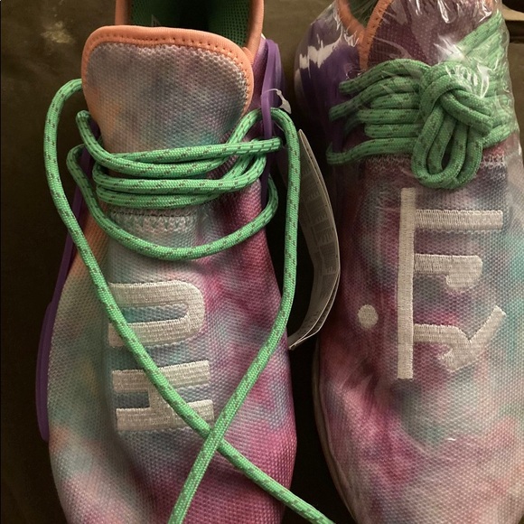 Shoes - Picture 6 of 6